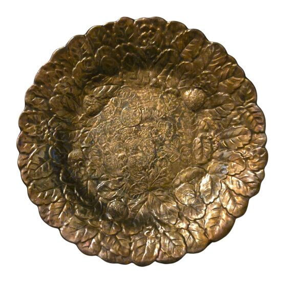 VTG Reed & Barton #115 Silverplate Embossed Strawberries  Plate 13 3/4" Platter - Picture 1 of 6